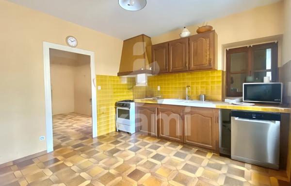 155 m2 à 5 min de Romans   Le charme de l’ancien à remodeler selon vos envies (potentiel +++)