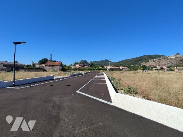 Terrain à bâtir 916 m²