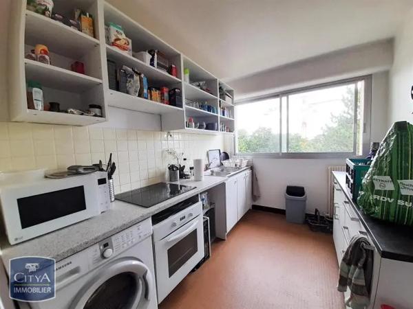 Appartement à louer 3 pièces 75.1m²