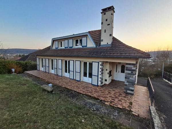 Maison Vesoul  8 pièces 132 m2 à 199 900 euros