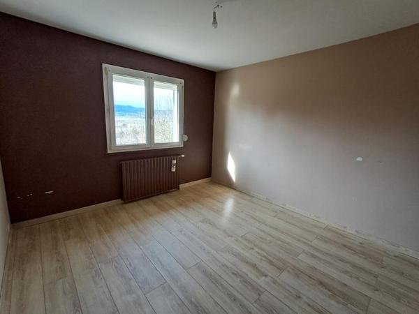 Maison Vesoul  8 pièces 132 m2 à 199 900 euros