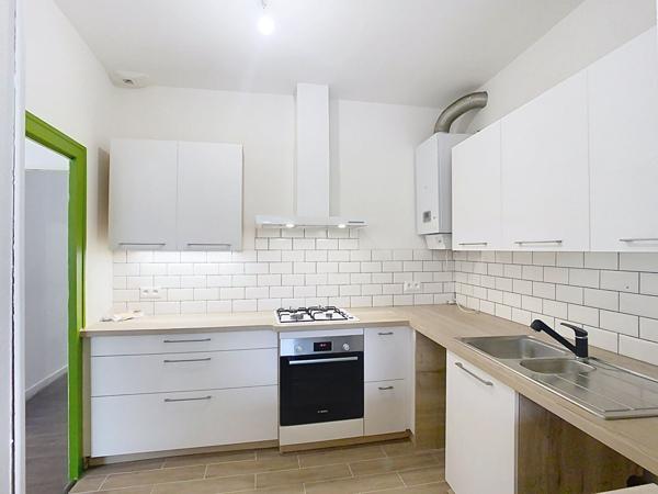 Plain pied sur Cholet avec deux chambres et jardin