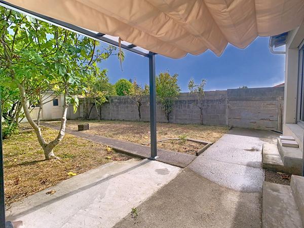 Plain pied sur Cholet avec deux chambres et jardin