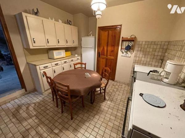 A VENDRE  PROPRIETE  DE CORPS DE FERME  SECTEUR CHAUCHAILLES