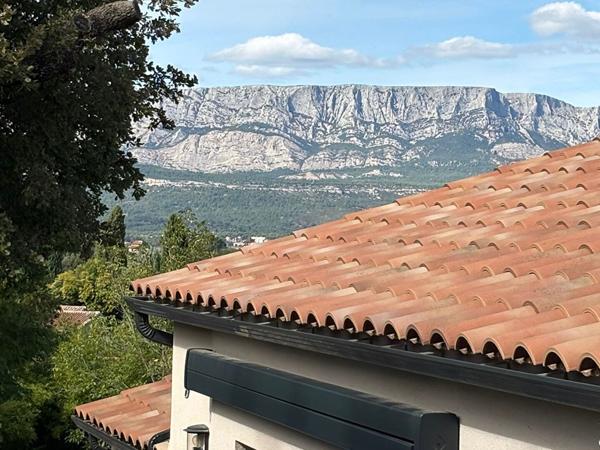 Superbe maison contemporaine à vendre à Peynier
