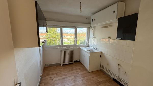 Exclusivité à Rochefort - Appartement 3ème et dernier étage 2 chambres avec Balconnet e Parking privatif