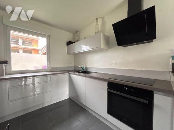 À vendre ? Maison récente 3 chambres ? Centre-ville de La Gorgue

Découvrez en exclusivité ce...