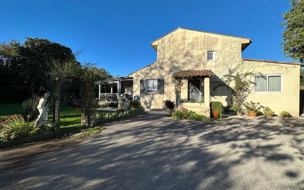 Maison à vendre    5 pièces • 138 m2 La Colle-sur-Loup