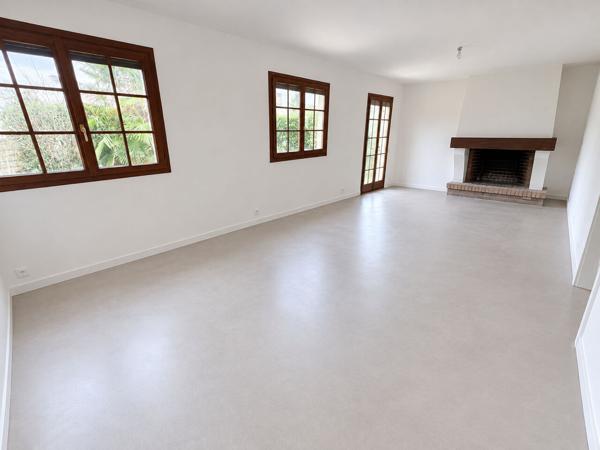 Maison Elbeuf - 76500 - LE BUQUET - 4 Chambres
