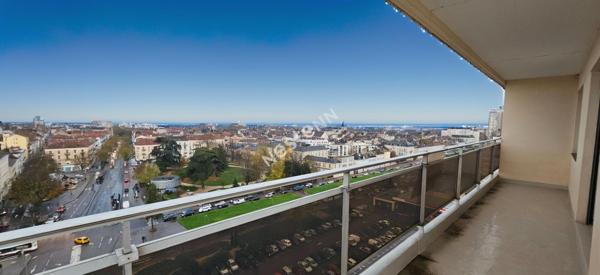 A Chalon sur Saône appartement T3 de 72 m² résidence PALMA vue panoramique