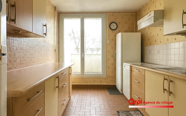 Appartement à vendre    5 pièces • 108,09 m2 Fontenay-sous-Bois