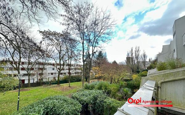 Appartement à vendre    5 pièces • 108,09 m2 Fontenay-sous-Bois