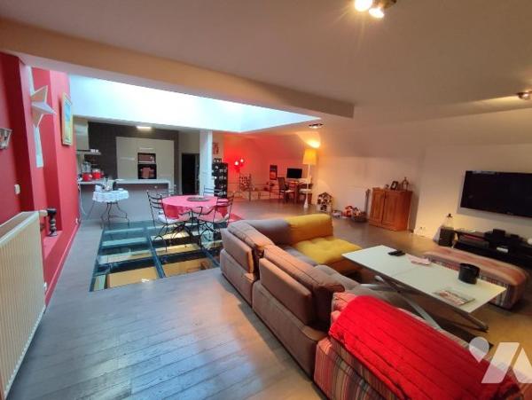A Vendre Le Mans Hyper Centre ville spacieuse maison / loft de 4 chambres avec Garage et cave 