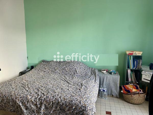 Maison
         3 pièces
        - 74 m² 182 000 € *