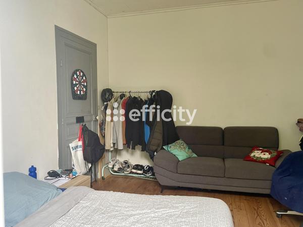 Maison
         3 pièces
        - 74 m² 182 000 € *