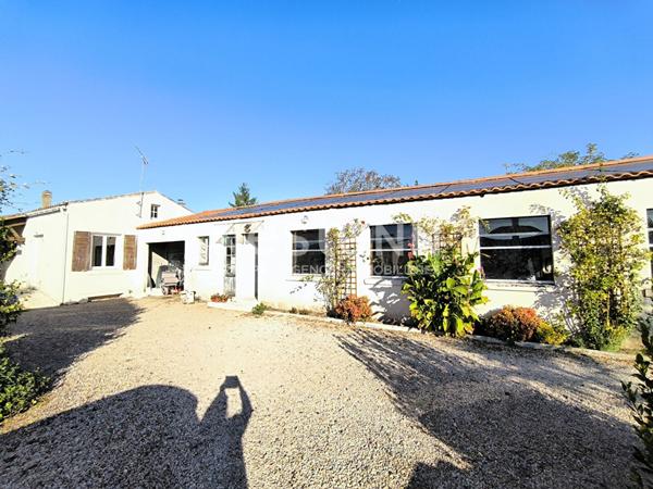 Maison Saint Benoist Sur Mer avec grandes dépendances