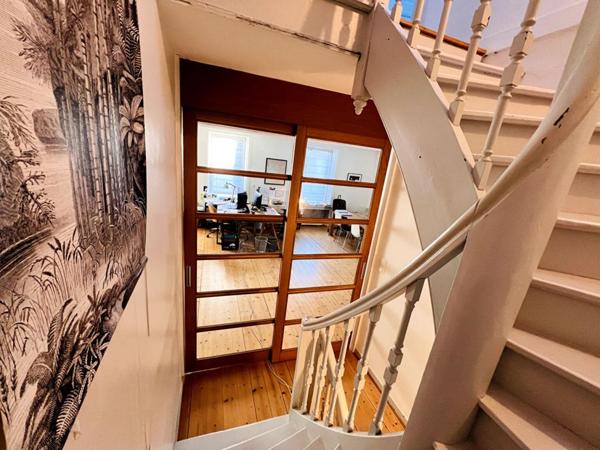 Maison fort potentiel -Port Vannes- 8 pièces- 175 m2-Jardin