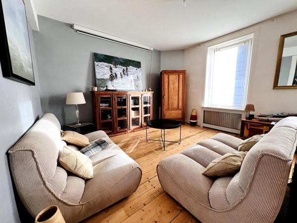 Maison fort potentiel -Port Vannes- 8 pièces- 175 m2-Jardin