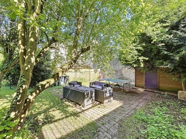 Grande maison de caractère au centre-ville – 7 pièces – 166 m²