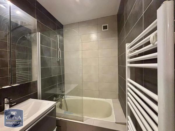 Appartement à louer 4 pièces 85m² Grenoble (38100)