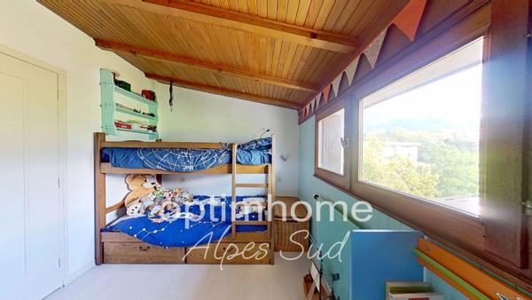 Appartement à vendre 4 pièces EMBRUN (05)