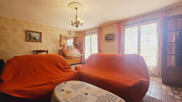 BOURGES MAISON DE PLAIN PIED 96.4M² 5 PIECES 4 CHAMBRES JARDIN