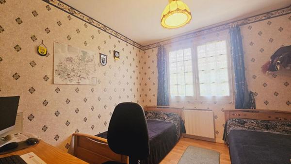 BOURGES MAISON DE PLAIN PIED 96.4M² 5 PIECES 4 CHAMBRES JARDIN