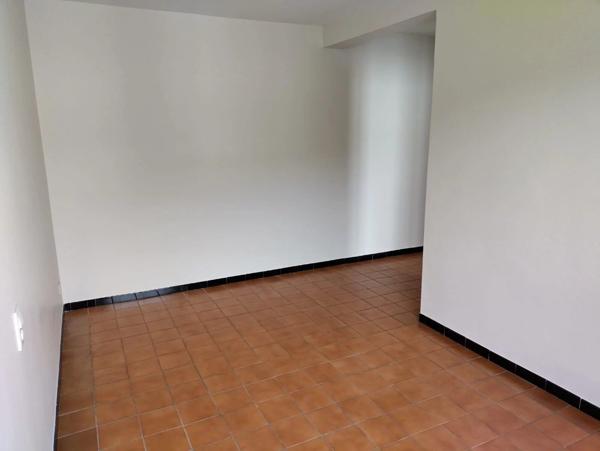 Location Appartement 2 pièces 44 m2 à Villeneuve-d'Olmes