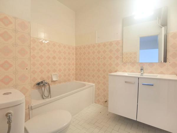 NICE NORD : APPARTEMENT 2 PIECES AU 3EME ETAGE