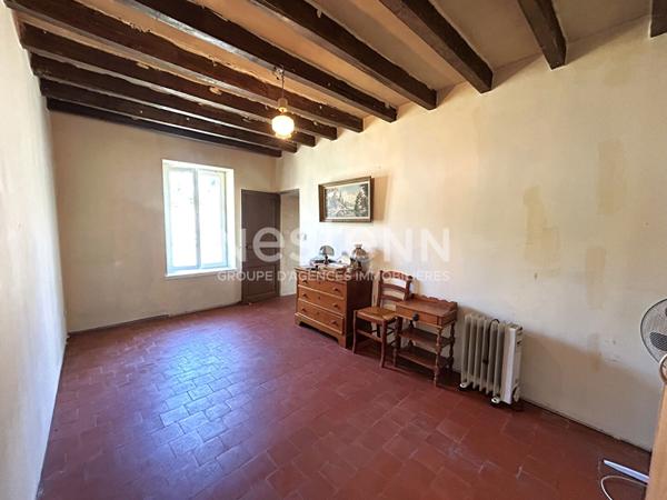 MAISON PLAIN-PIED 1 CHAMBRE AVEC DÉPENDANCES ET TERRAIN SAINT-CHRISTOPHE-EN-BAZELLE (INDRE 36)