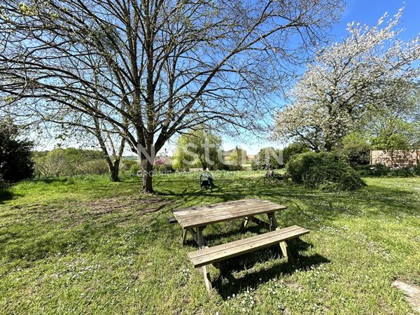 MAISON PLAIN-PIED 1 CHAMBRE AVEC DÉPENDANCES ET TERRAIN SAINT-CHRISTOPHE-EN-BAZELLE (INDRE 36)