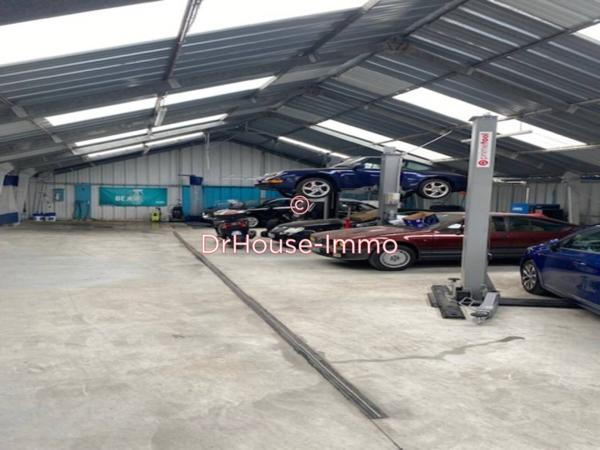 Commerce à vendre de 1 200 m²