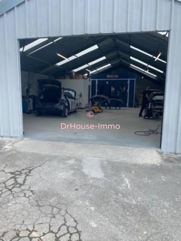 Commerce à vendre de 1 200 m²