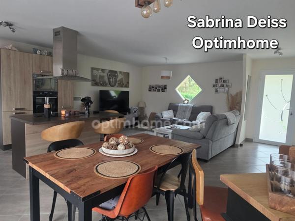 Maison contemporaine avec piscine chauffée, grand terrain et bureau – La Force