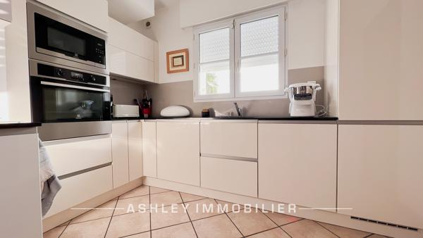 EXCLUSIVITÉ - À VENDRE 10 MIN DE LA ROCHELLE  - MAISON FAMILIALE  5 CHAMBRES AVEC PISCINE ET JARDIN²