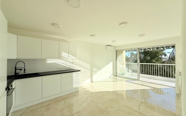 Appartement à vendre    3 pièces • 55 m2 Nice