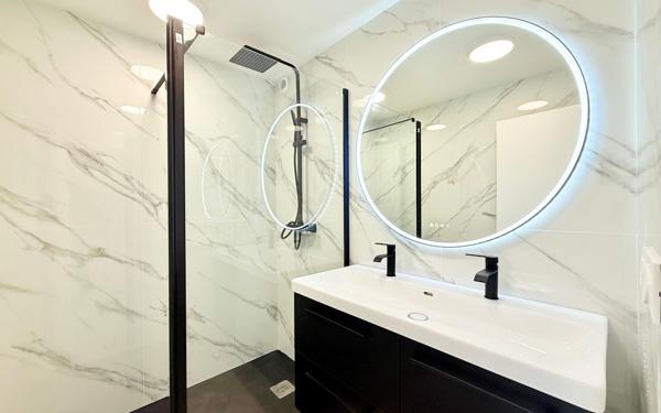 Appartement à vendre    3 pièces • 55 m2 Nice