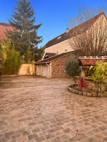 Vente Maison 6 pièces 175 m2 à Lieusaint