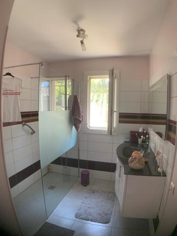 Jolie maison meublée avec dépendance