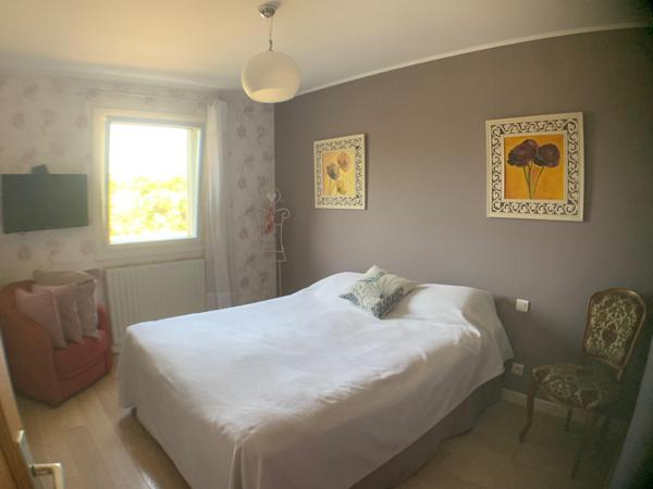 Jolie maison meublée avec dépendance