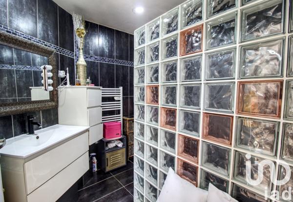 Maison à vendre 6 pièces 103 m² Crécy-la-Chapelle