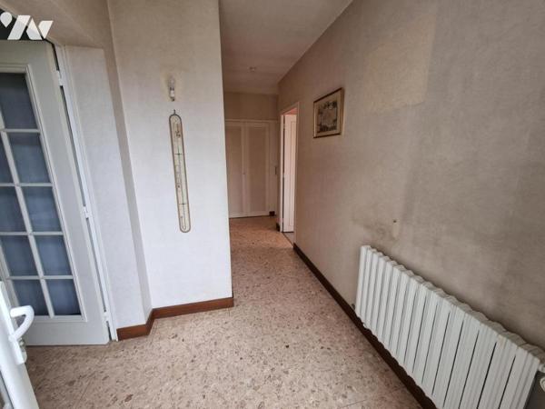 45700 VILLEMANDEUR - Maison sur sous-sol 