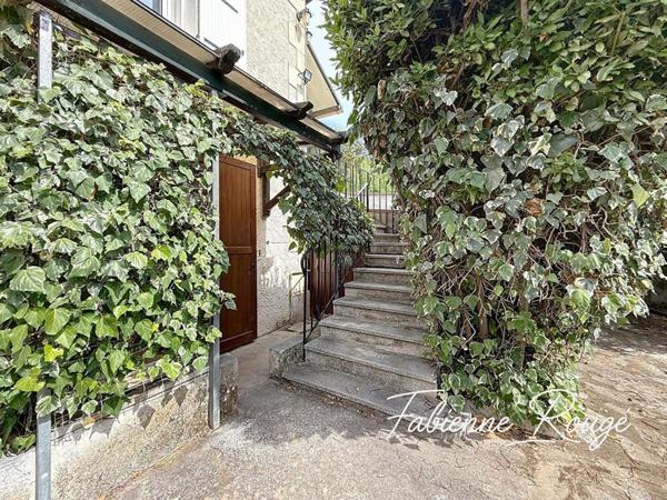 Propriété à La Crau - 300 m² habitables sur 4 400m² de terrain