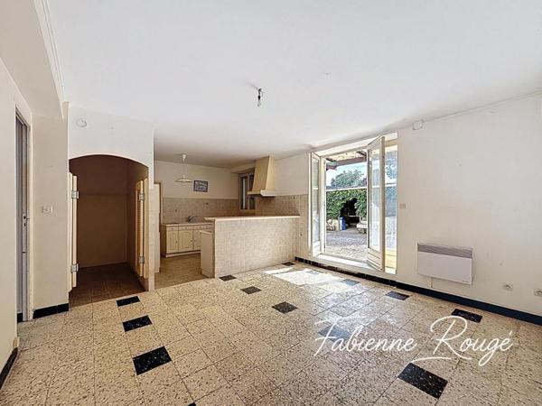 Propriété à La Crau - 300 m² habitables sur 4 400m² de terrain