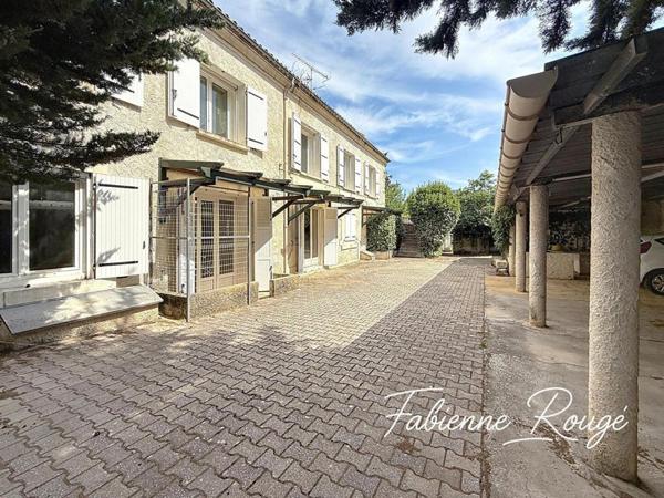 Propriété à La Crau - 300 m² habitables sur 4 400m² de terrain