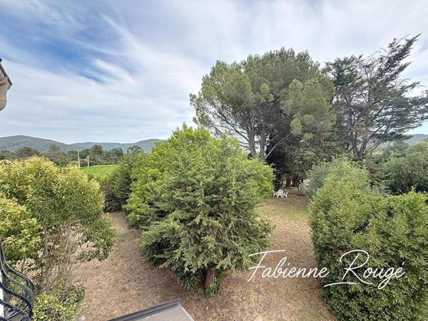 Propriété à La Crau - 300 m² habitables sur 4 400m² de terrain