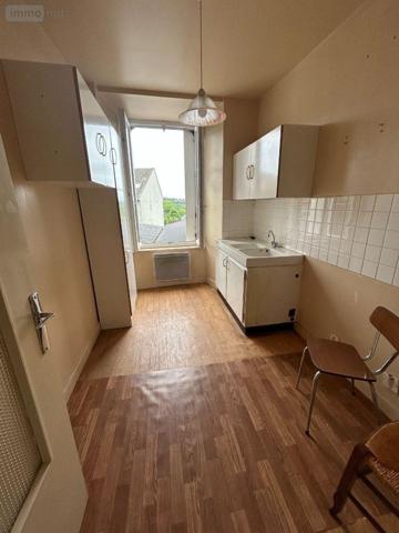 Immeuble à vendre à Mauriac dans le Cantal (15200), ref : 15060/1238