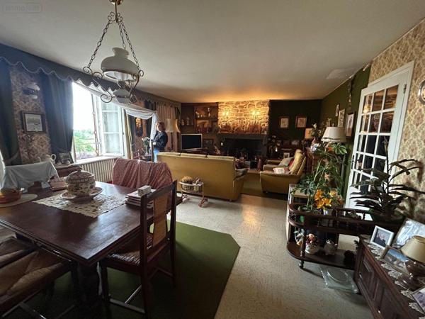 Immeuble à vendre à Mauriac dans le Cantal (15200), ref : 15060/1238