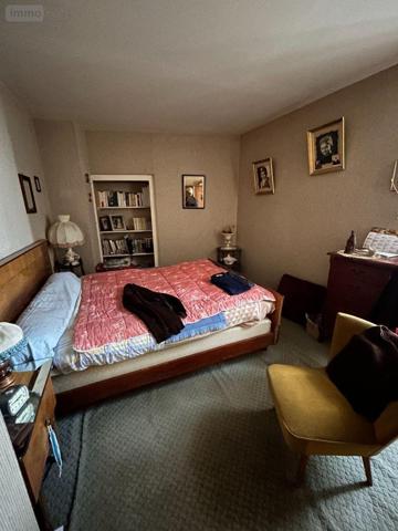 Immeuble à vendre à Mauriac dans le Cantal (15200), ref : 15060/1238