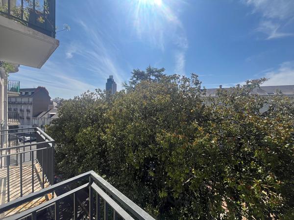 Appartement 90m2 , 2 chambres, sud, cave, balcon, parking., Nantes 44000